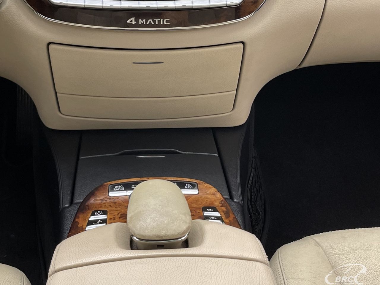 Mercedes-Benz S320 | 17