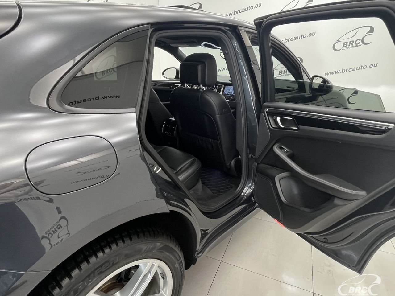 Porsche Macan | 12