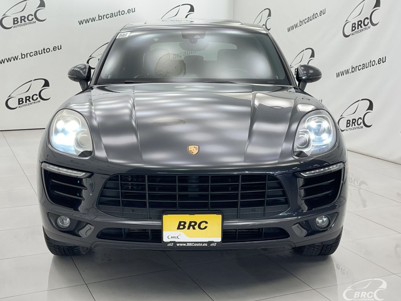 Porsche Macan | 49