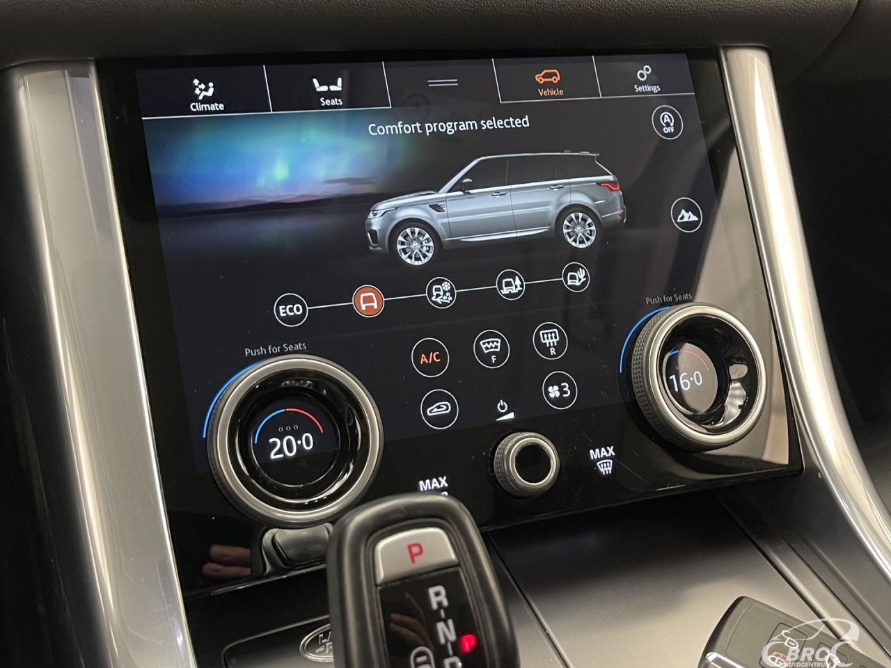 Land Rover Range Rover | 40