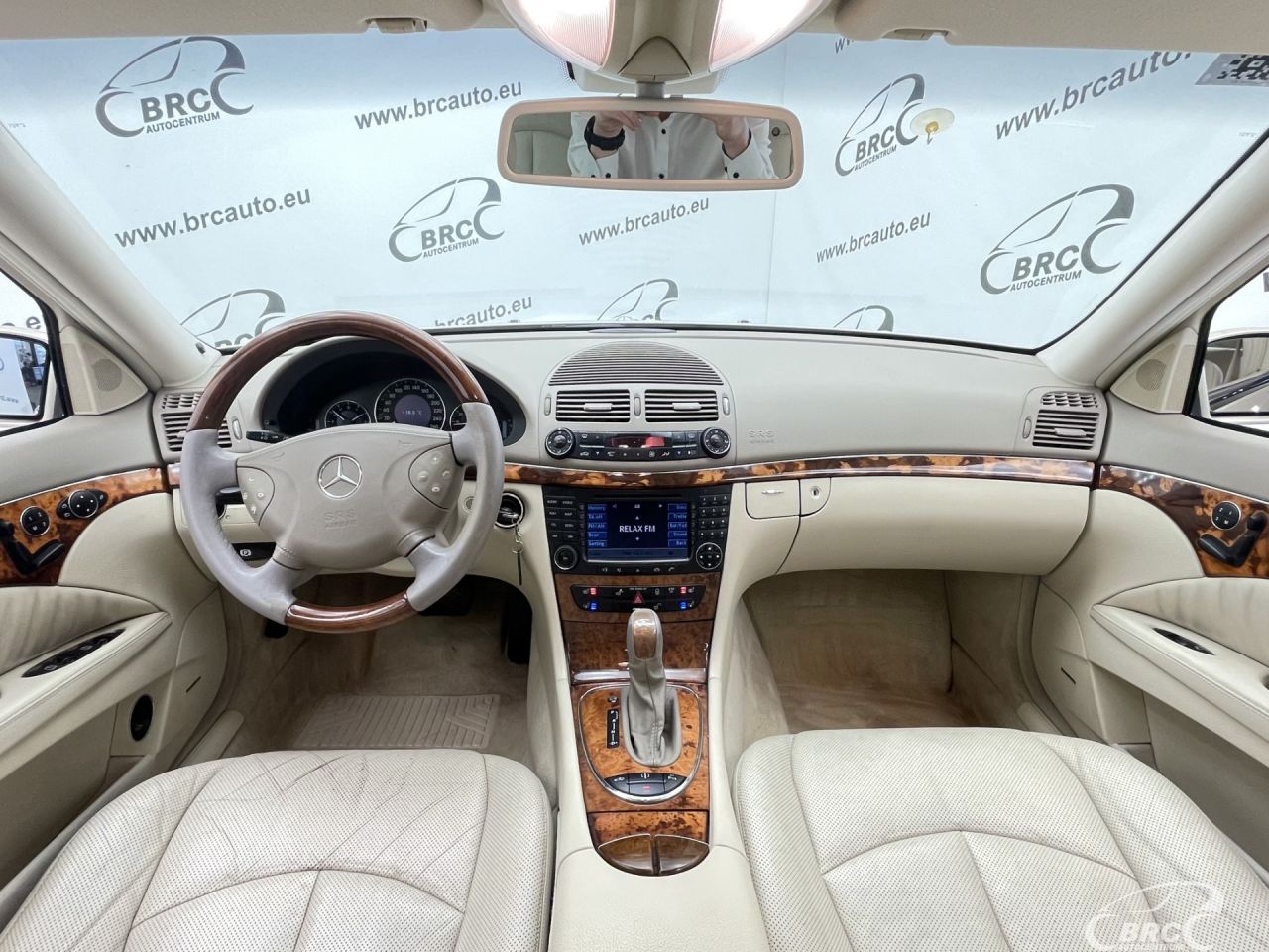 Mercedes-Benz E500 | 2