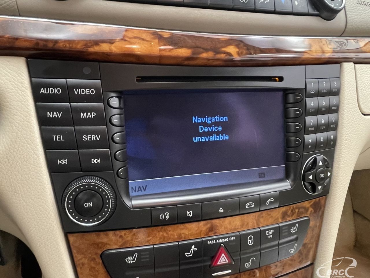 Mercedes-Benz E500 | 46