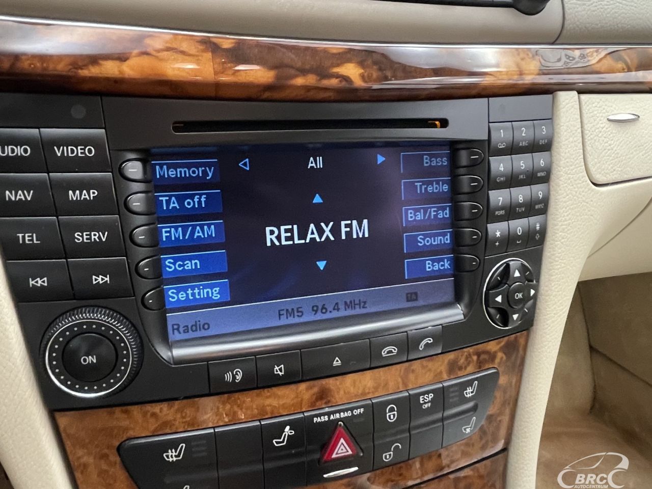 Mercedes-Benz E500 | 43