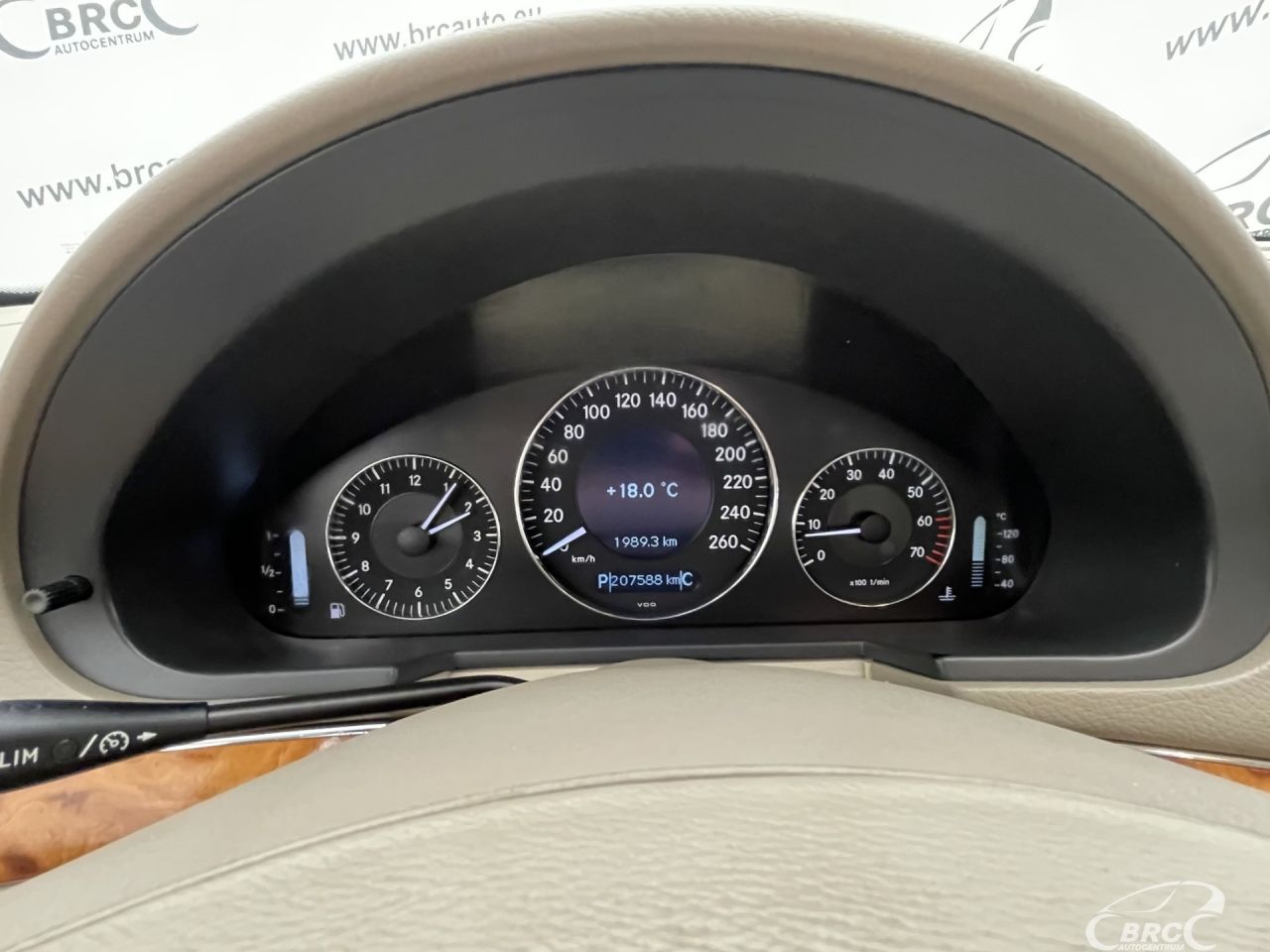 Mercedes-Benz E500 | 41