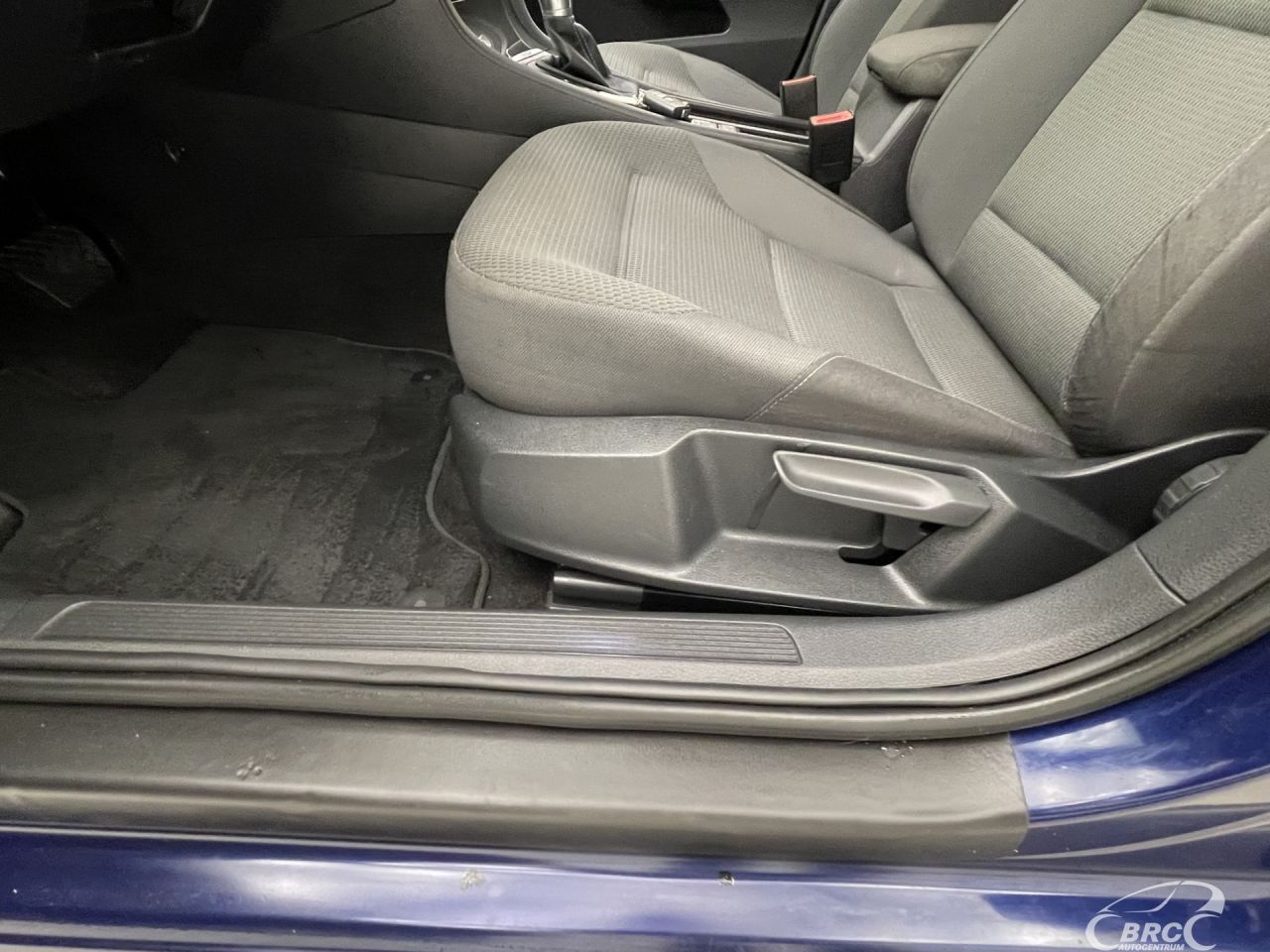 Volkswagen Golf | 22