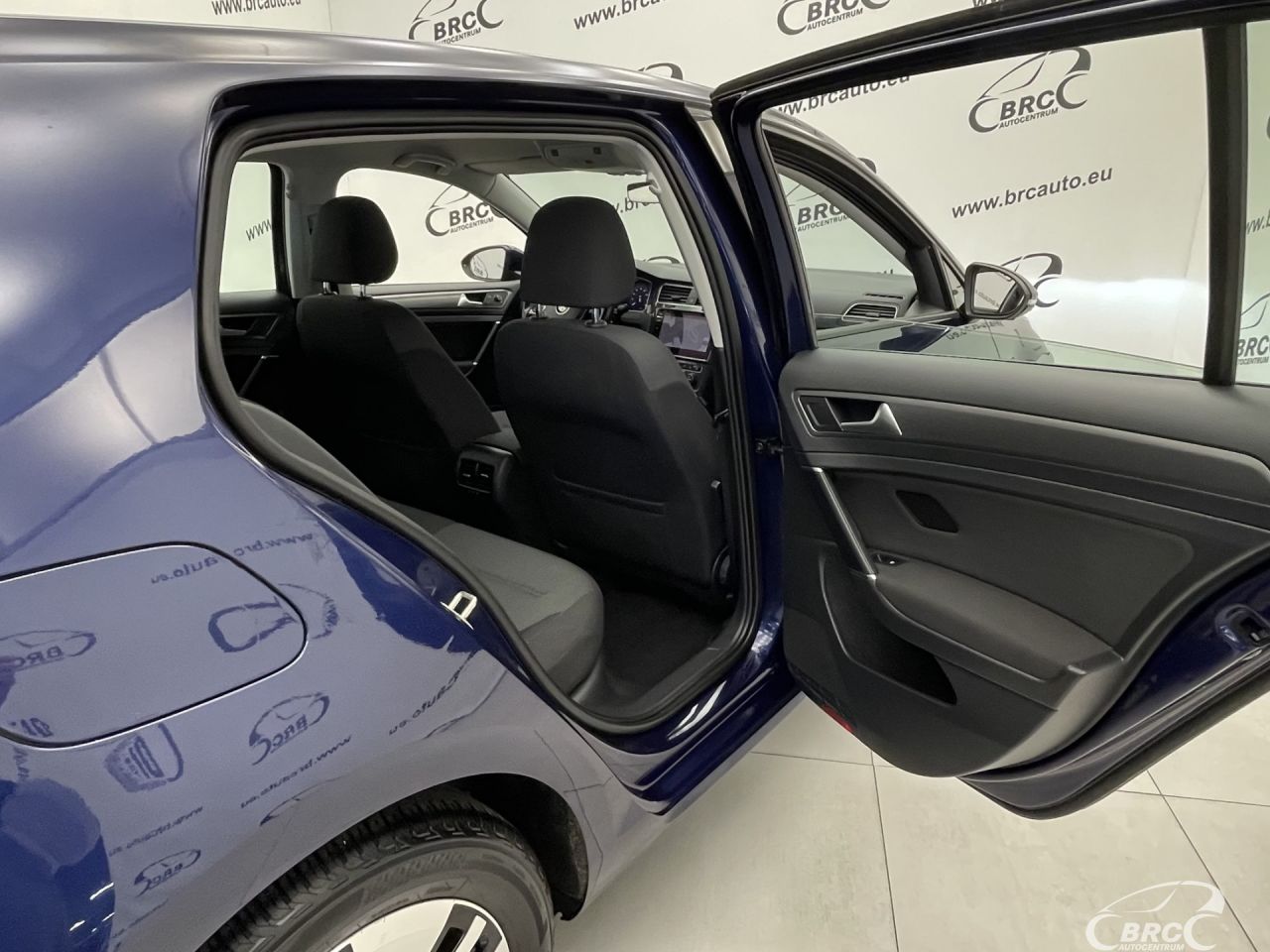 Volkswagen Golf | 13