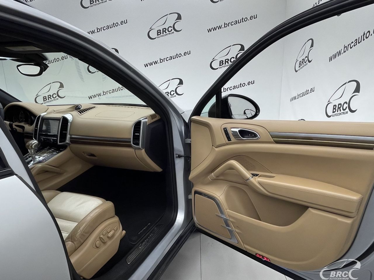 Porsche Cayenne | 16