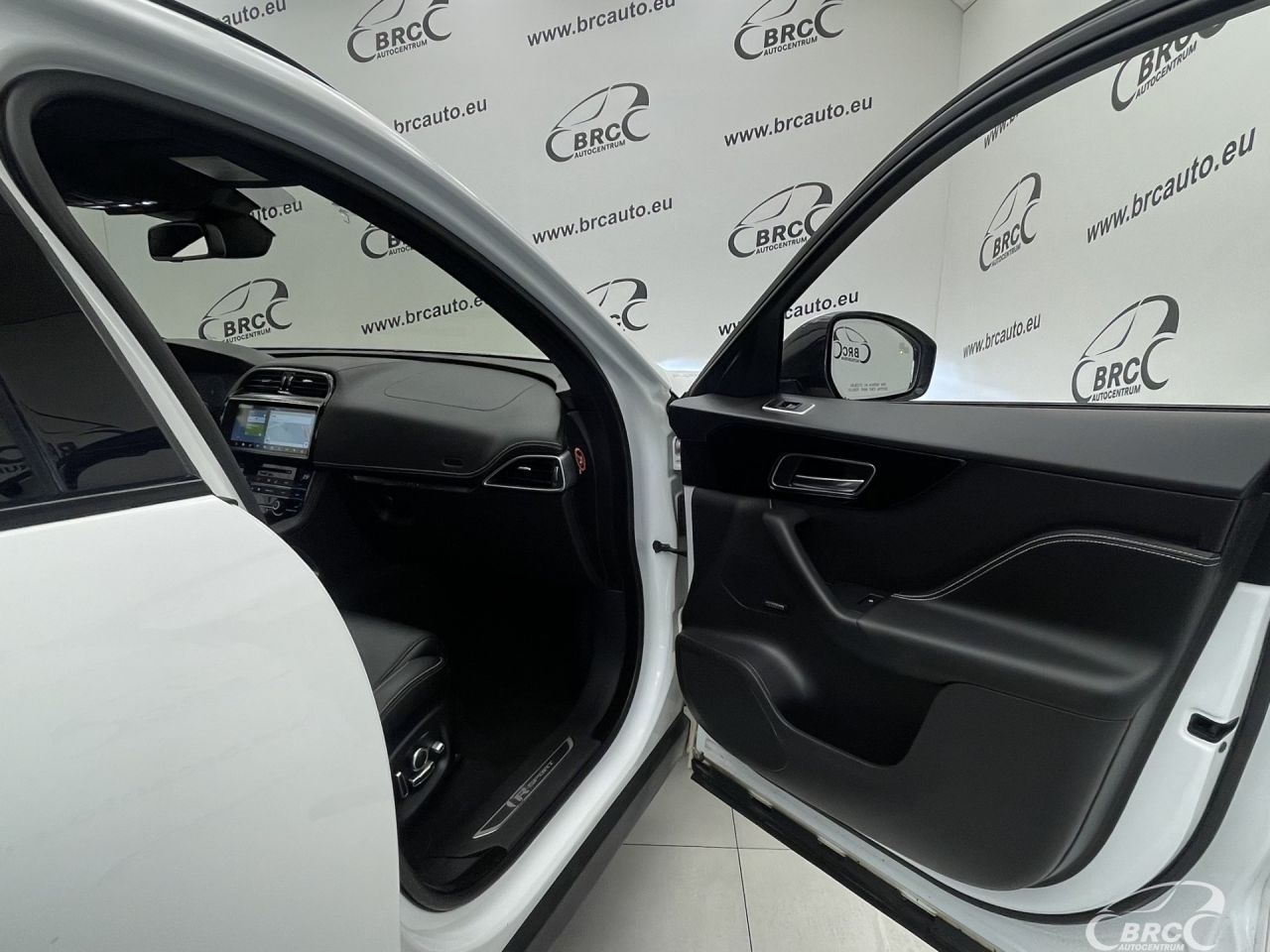 Jaguar F-Pace | 7