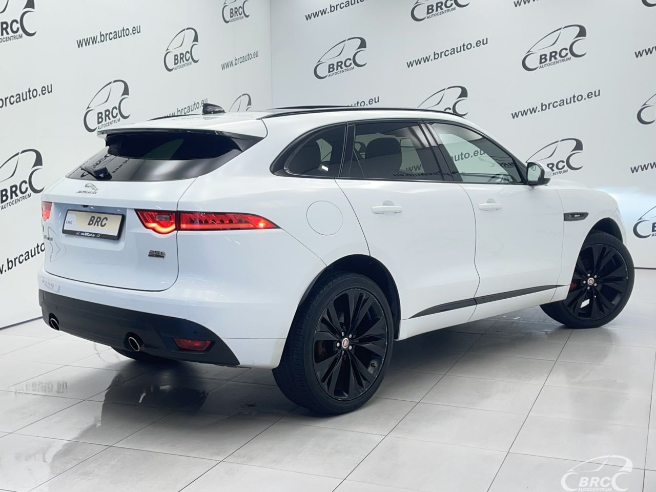 Jaguar F-Pace | 1