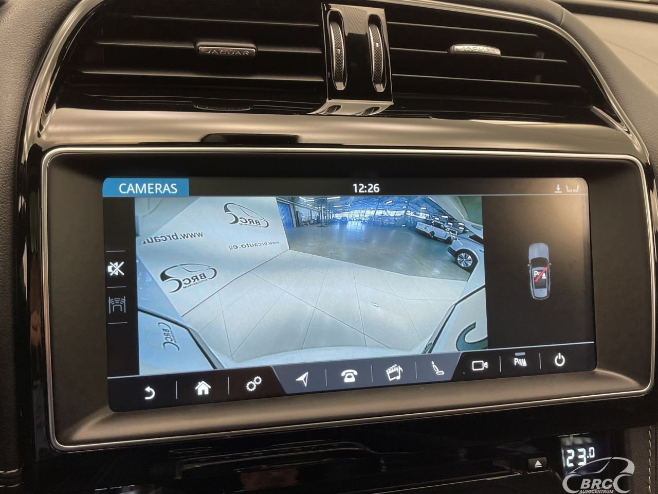 Jaguar F-Pace | 48