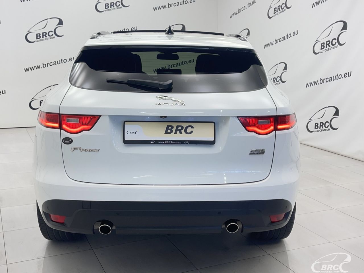 Jaguar F-Pace | 58