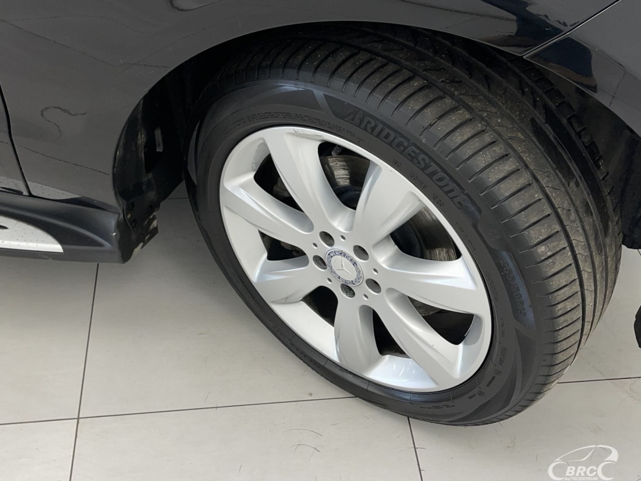 Mercedes-Benz ML350 | 37