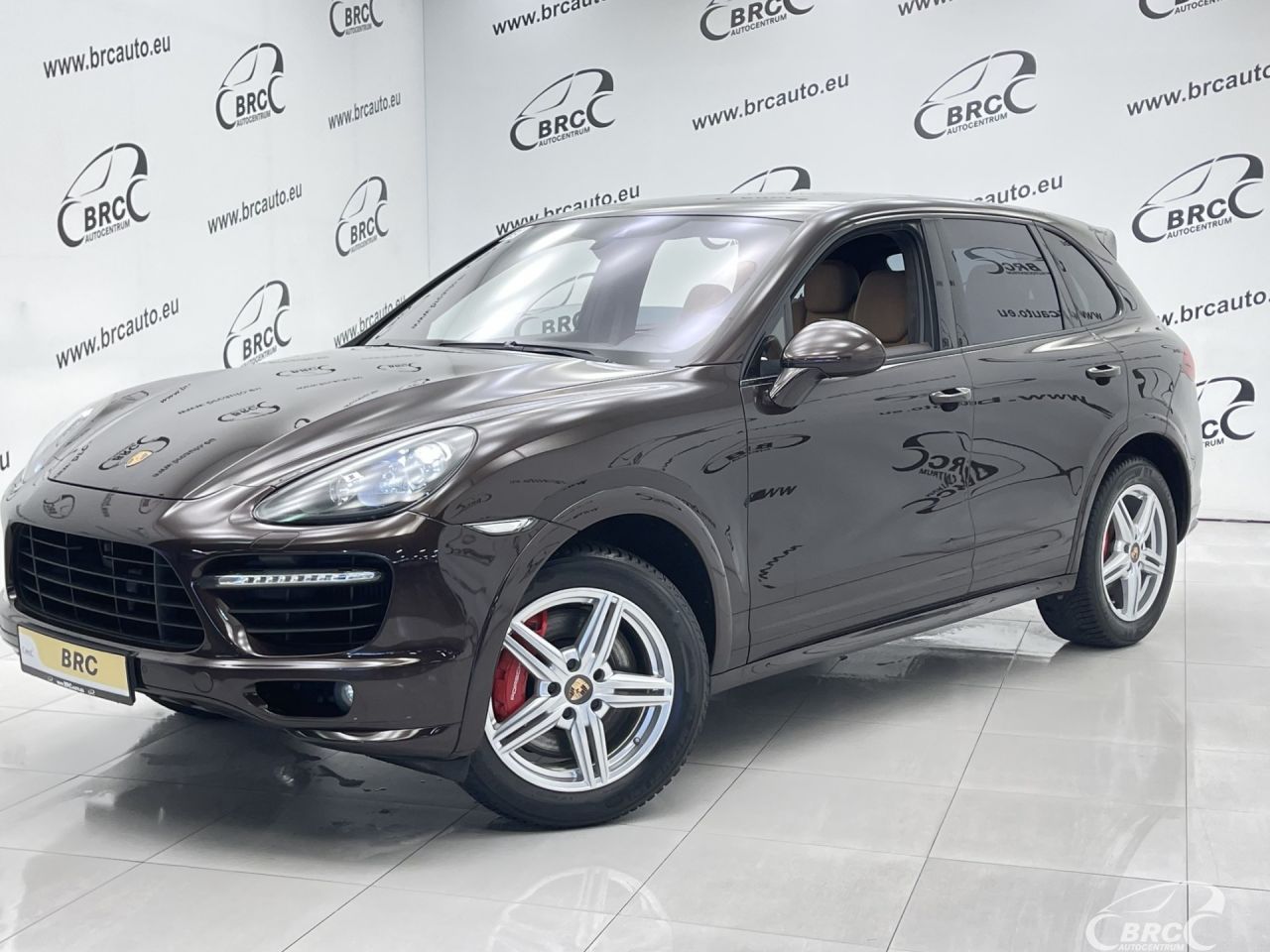 Porsche Cayenne, 4.8 l., visureigis