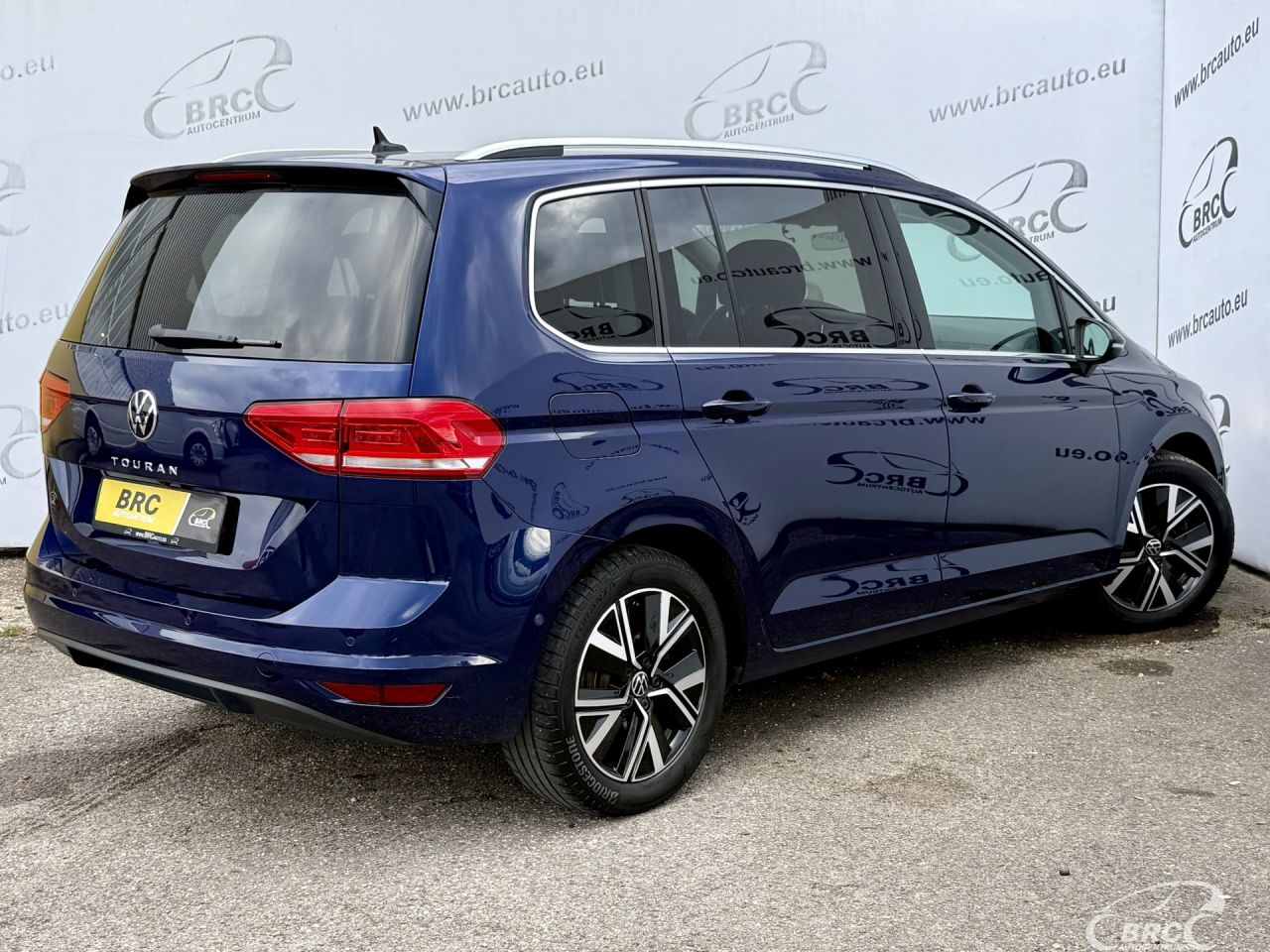 Volkswagen Touran | 1