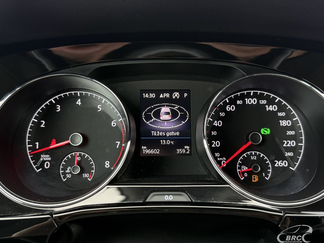 Volkswagen Touran | 23