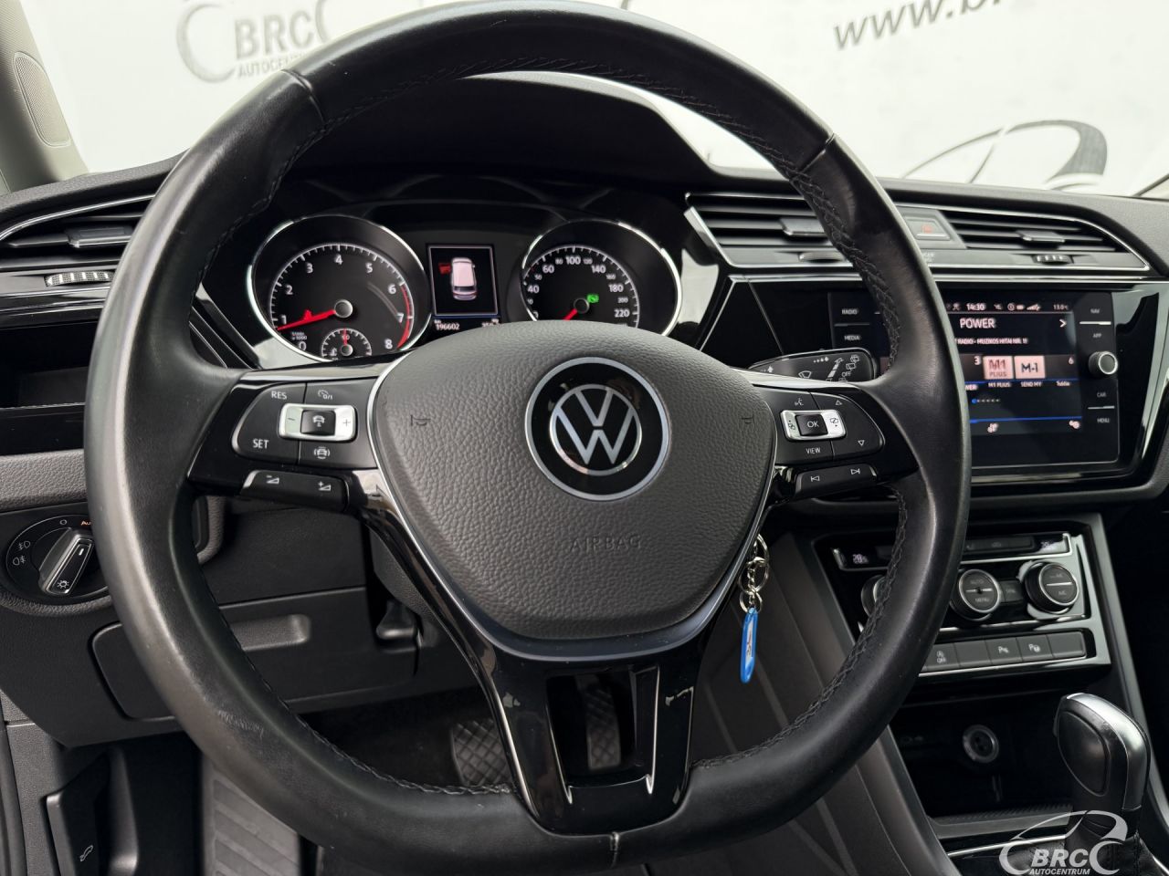 Volkswagen Touran | 22