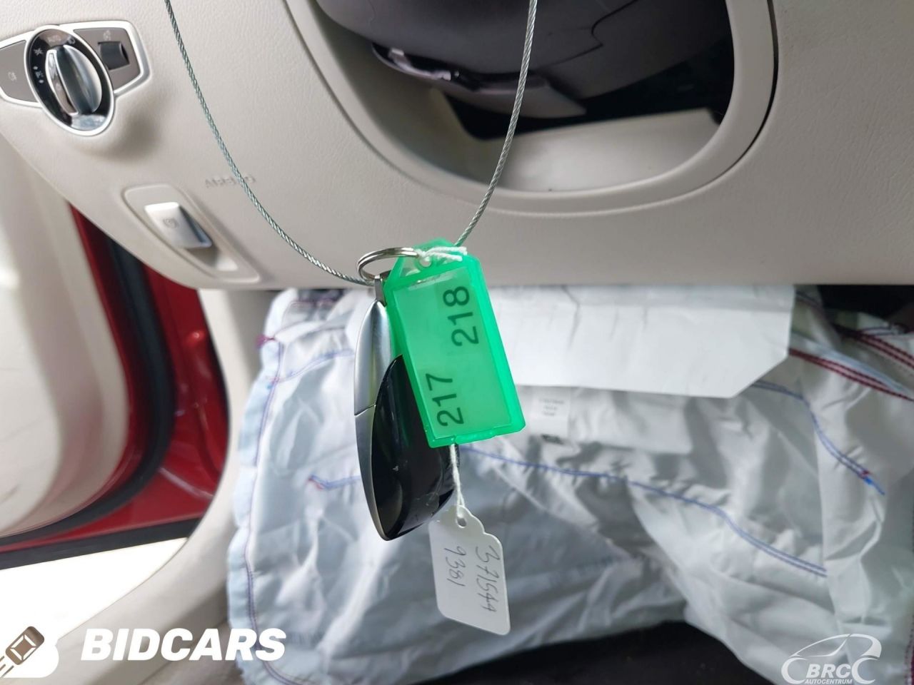 Mercedes-Benz E300 | 63