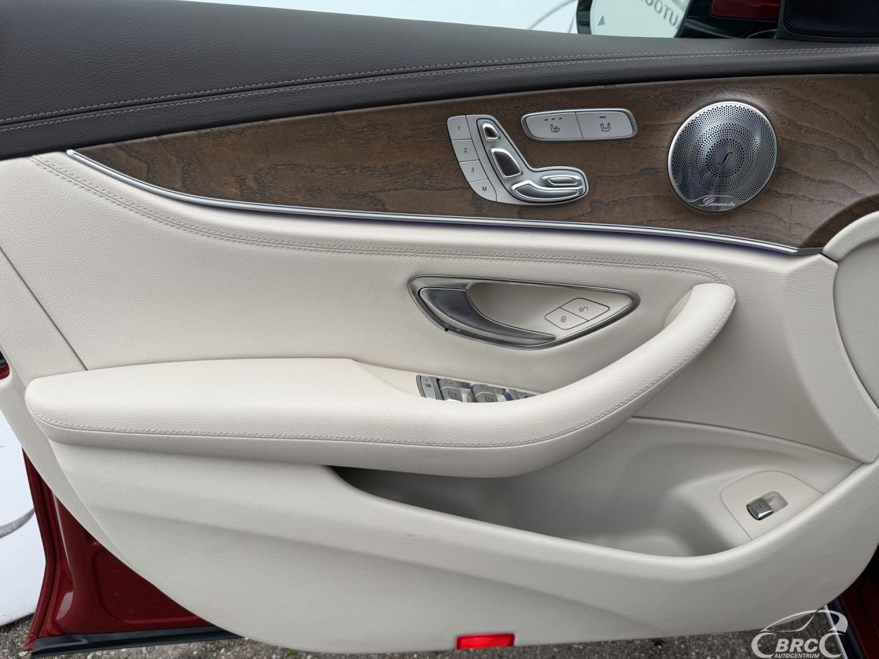 Mercedes-Benz E300 | 16