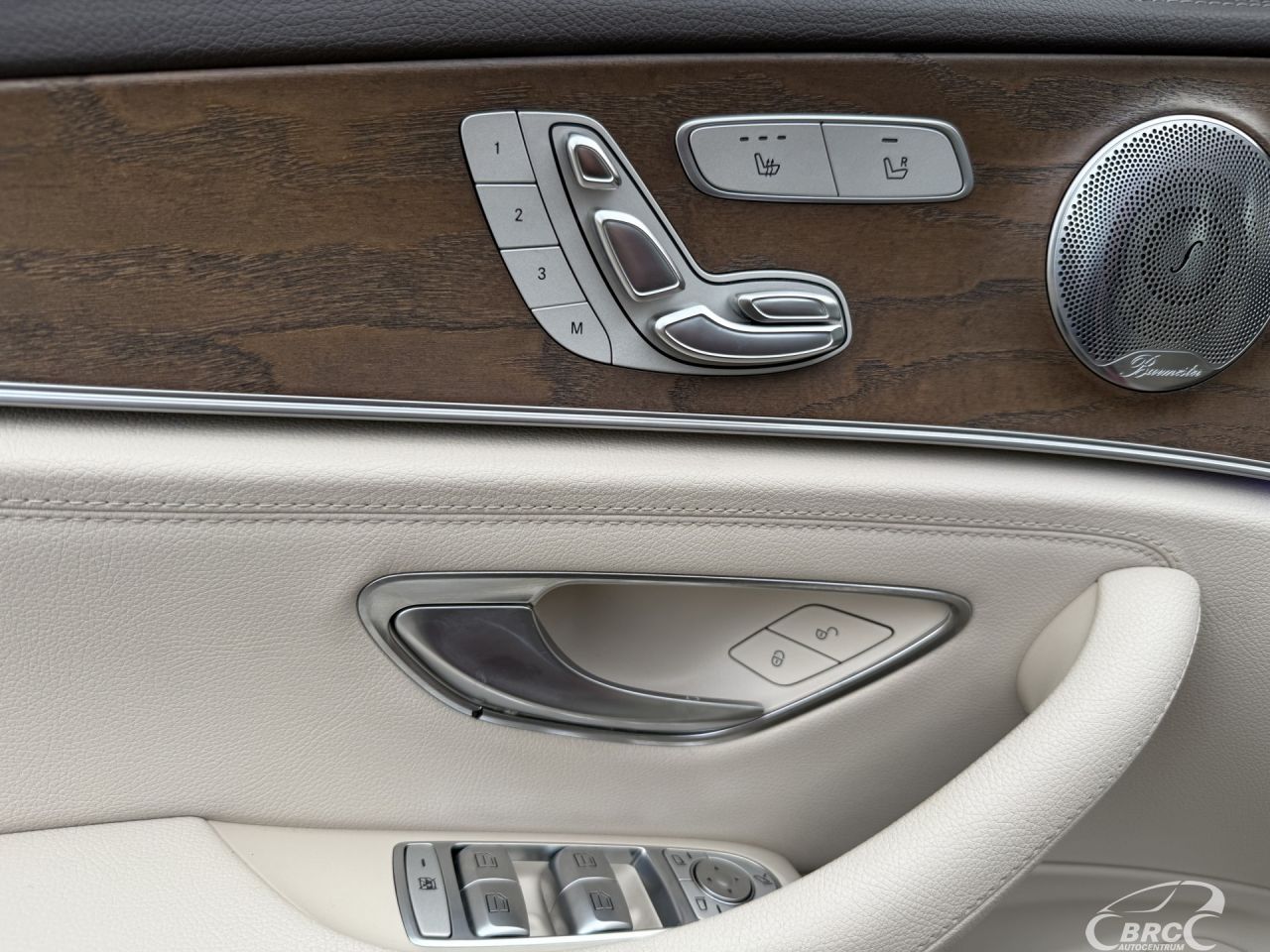 Mercedes-Benz E300 | 15