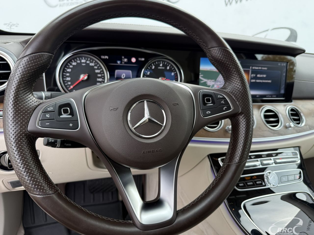 Mercedes-Benz E300 | 20