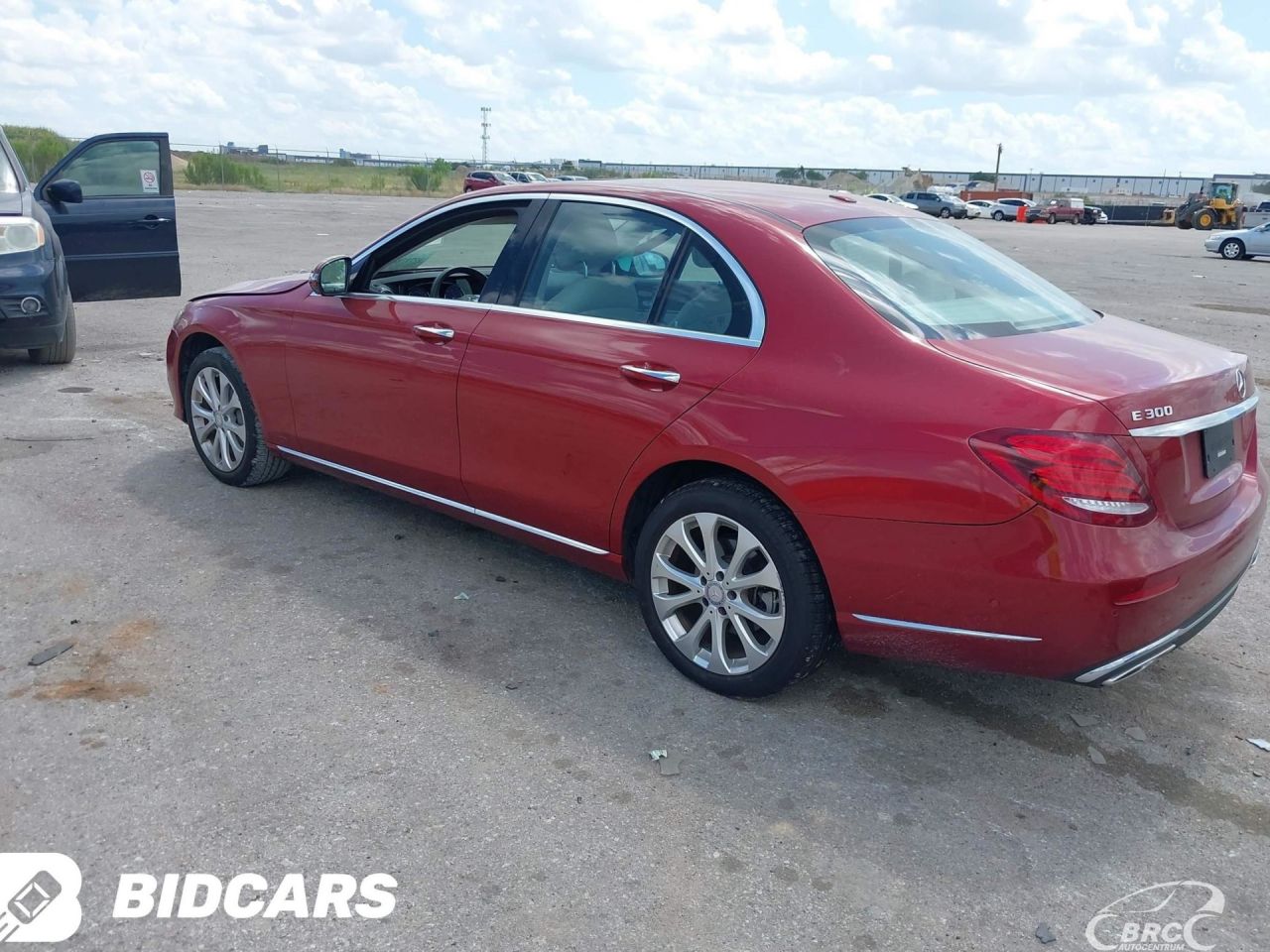 Mercedes-Benz E300 | 55