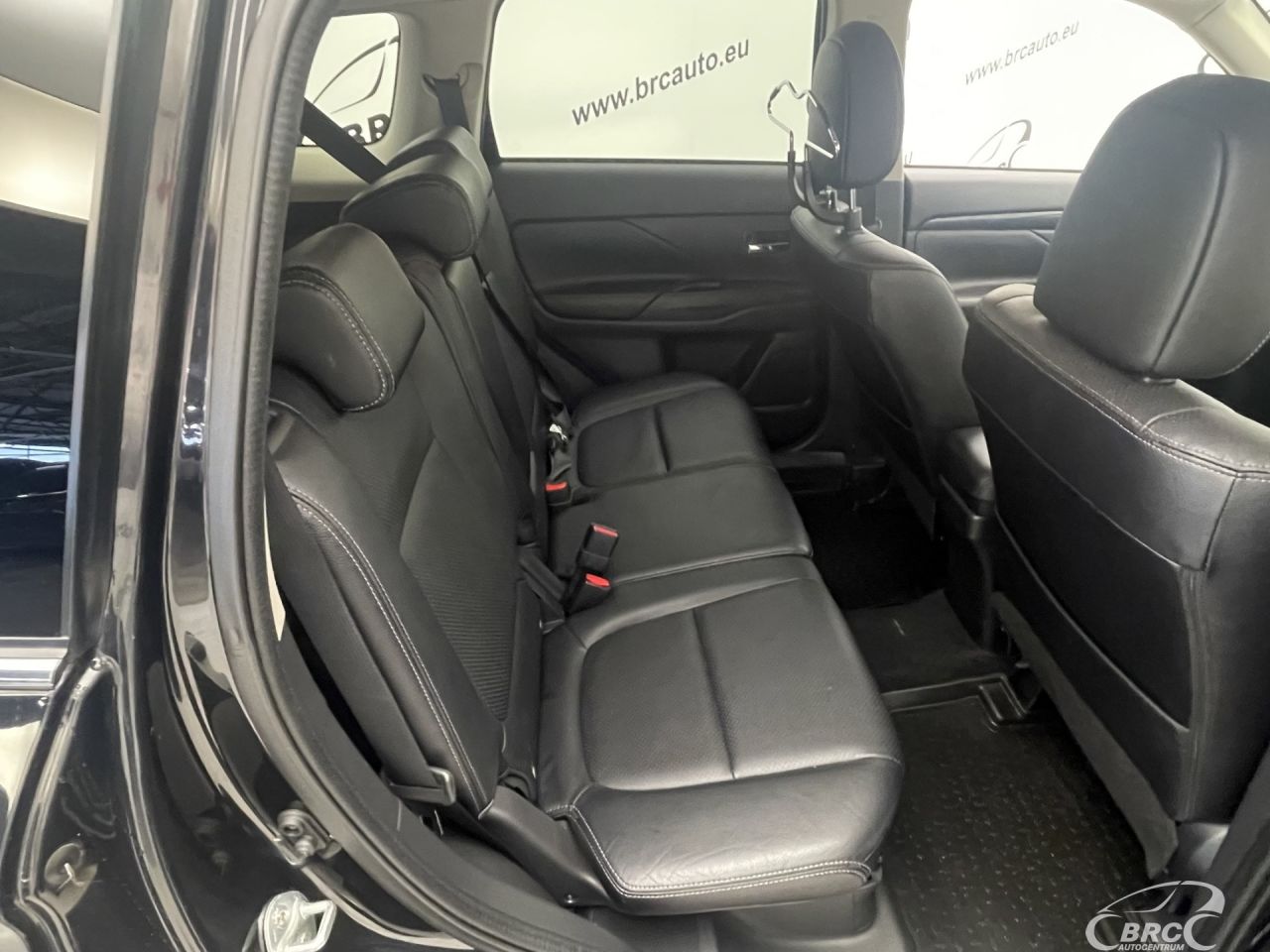 Mitsubishi Outlander | 9