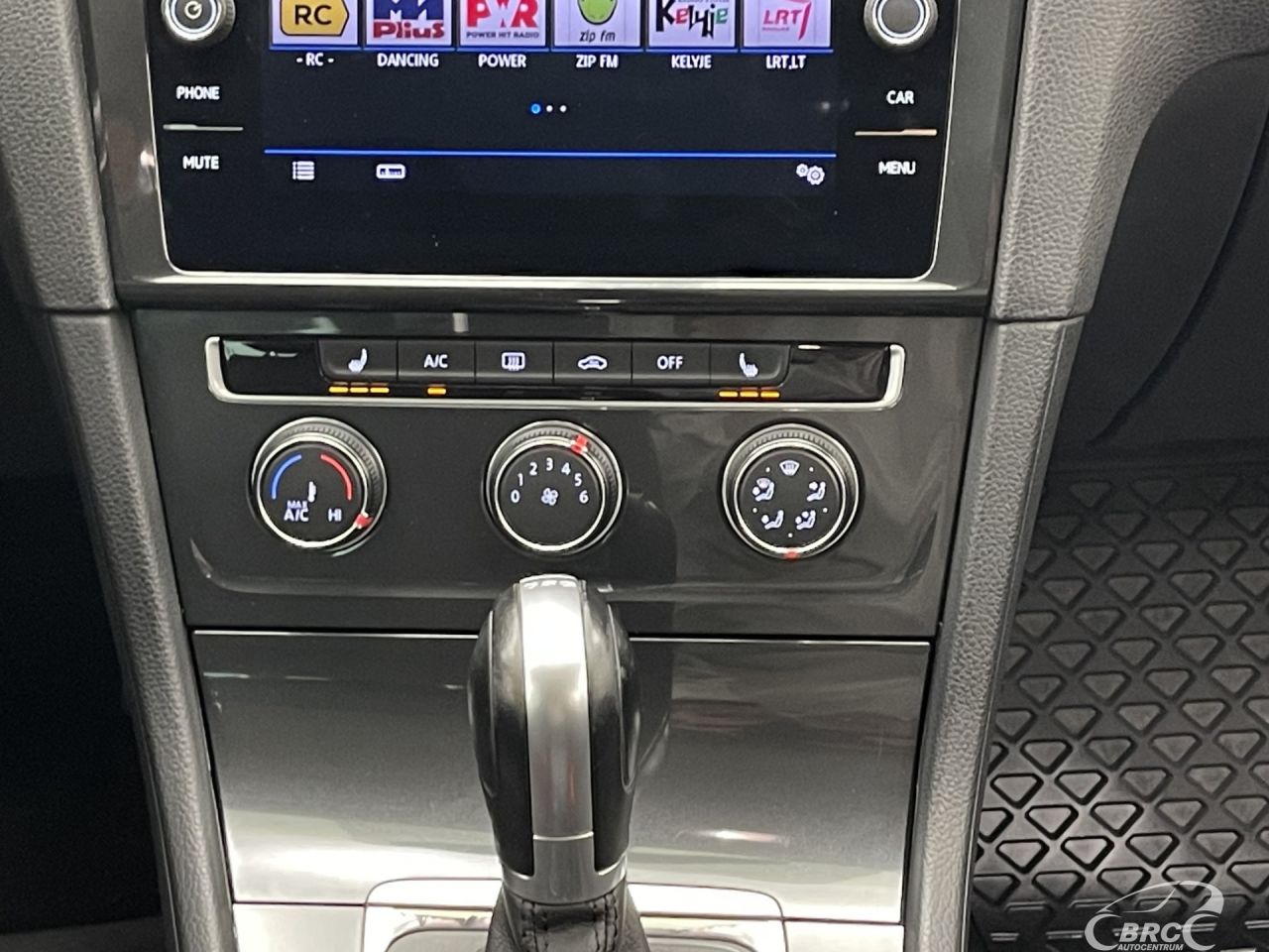 Volkswagen Golf | 15