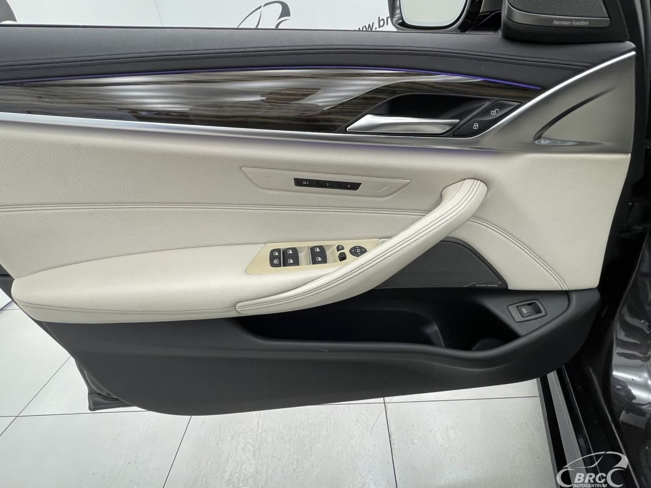 BMW M550 | 19