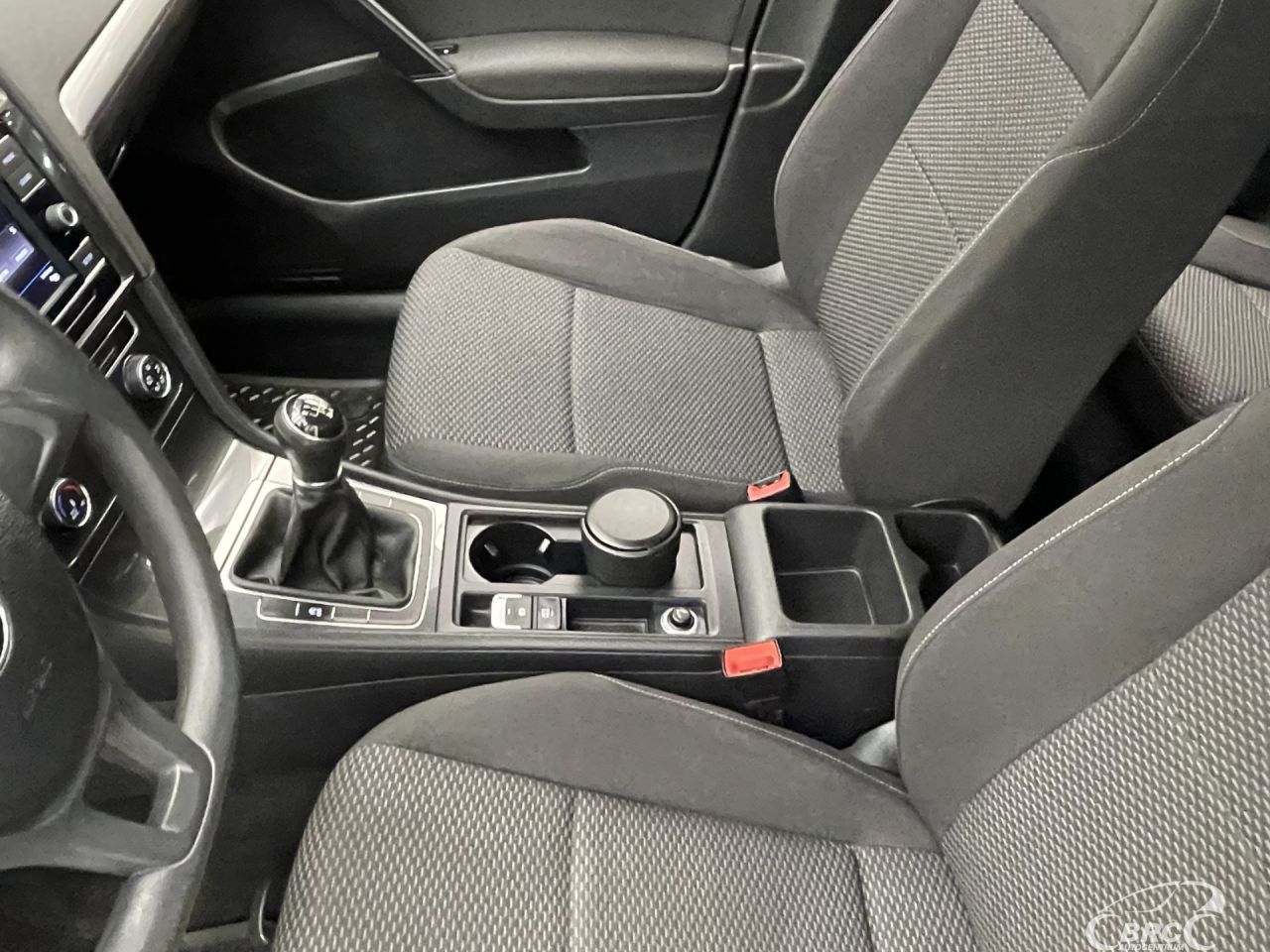 Volkswagen Golf | 22