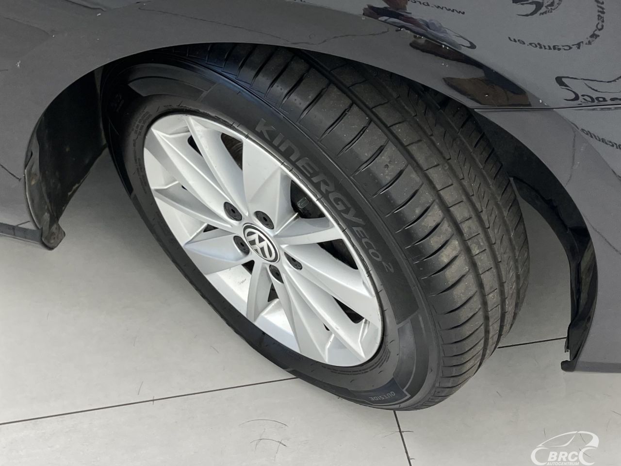 Volkswagen Golf | 33