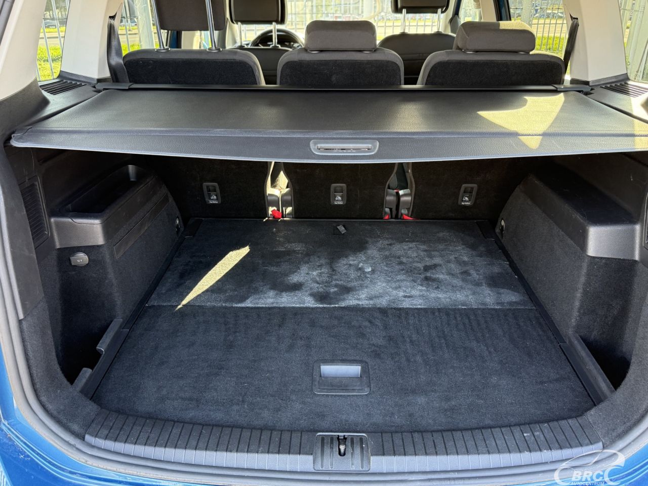 Volkswagen Touran | 8