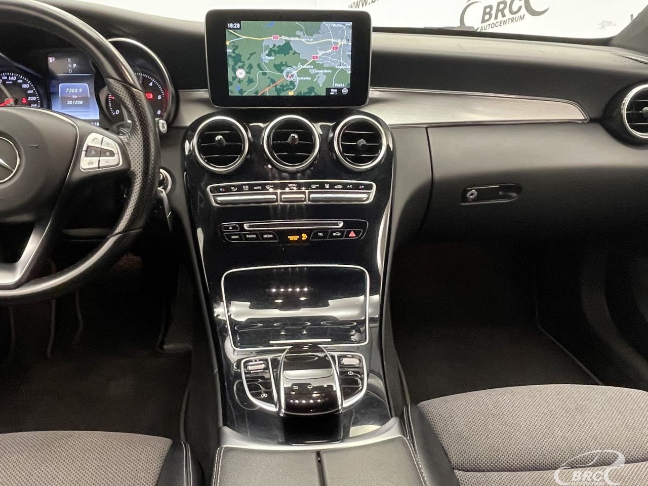 Mercedes-Benz C250 | 11