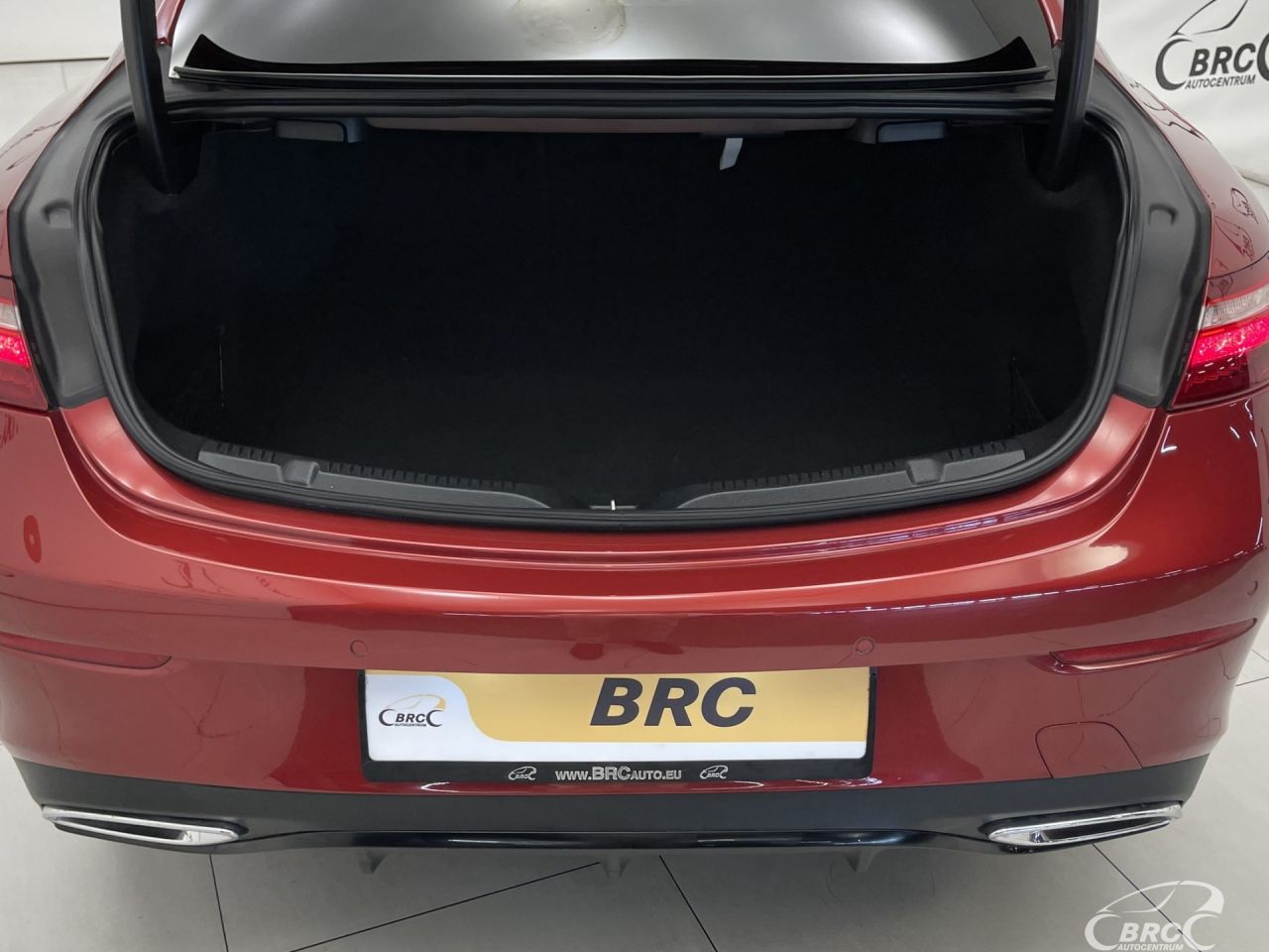 Mercedes-Benz E220 | 45