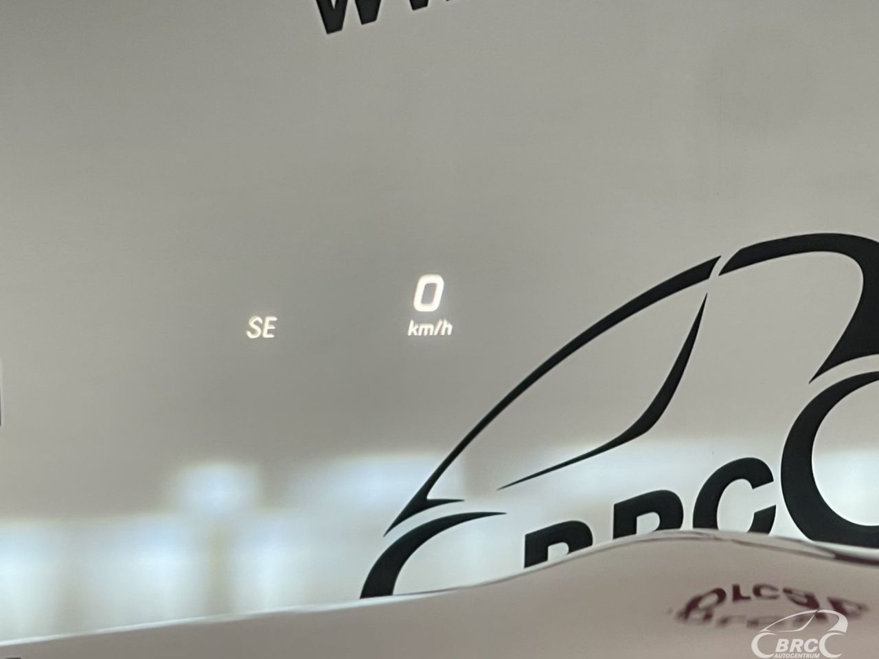 Mercedes-Benz E220 | 30