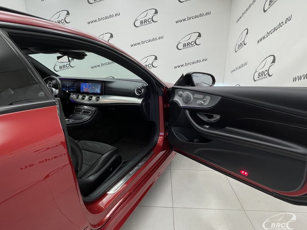 Mercedes-Benz E220 | 7