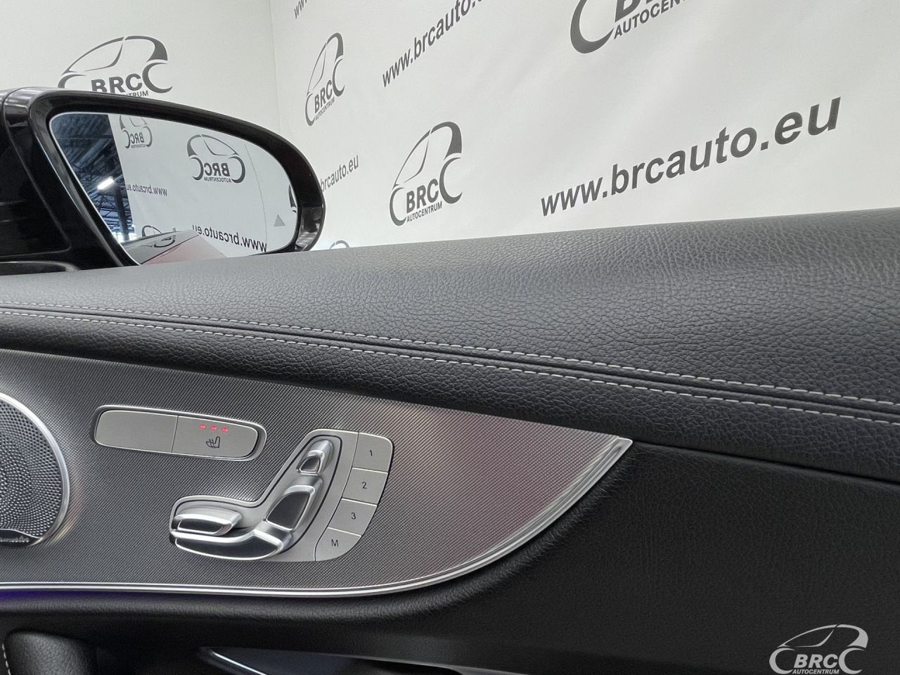 Mercedes-Benz E220 | 8