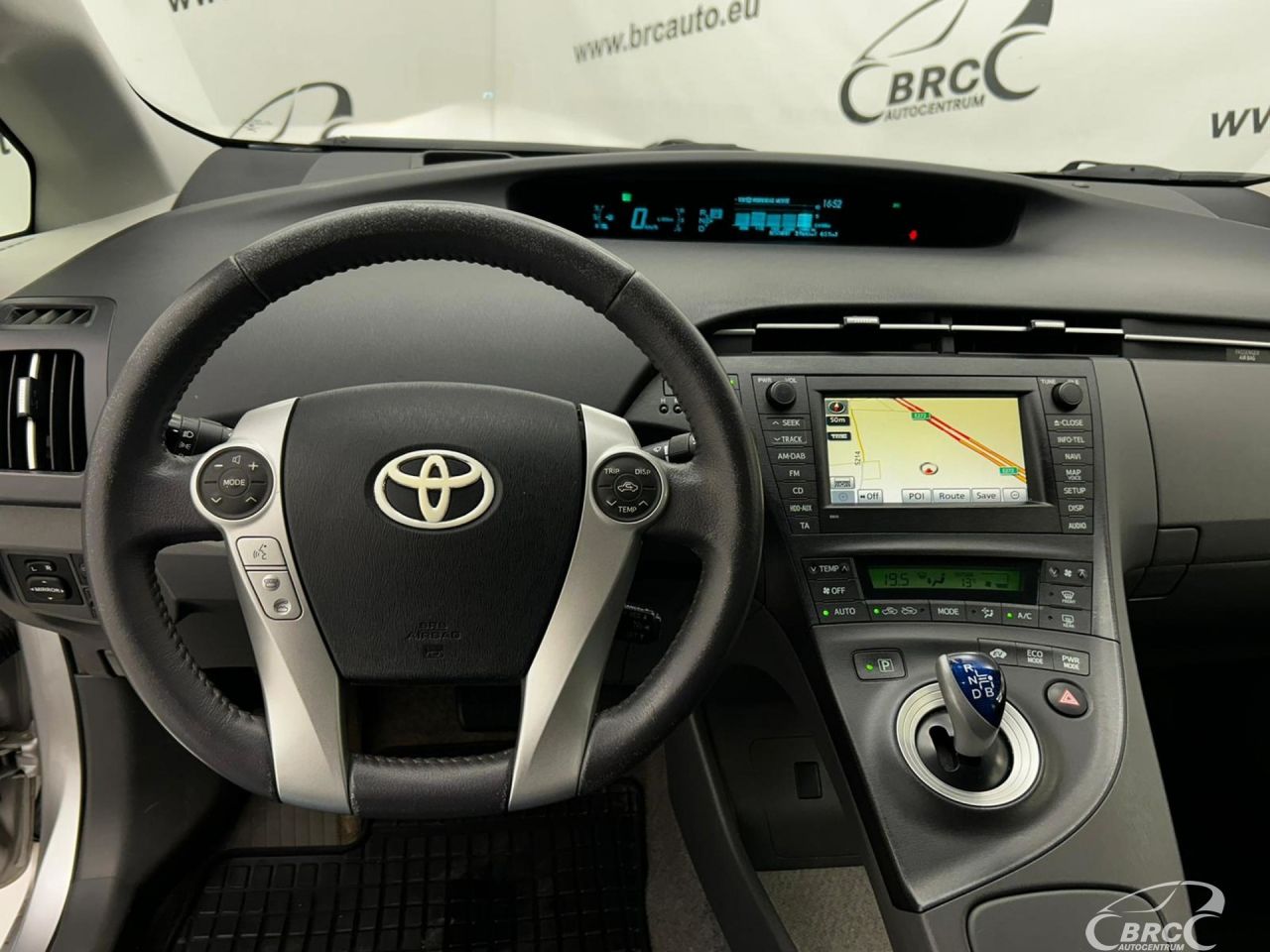 Toyota Prius | 21