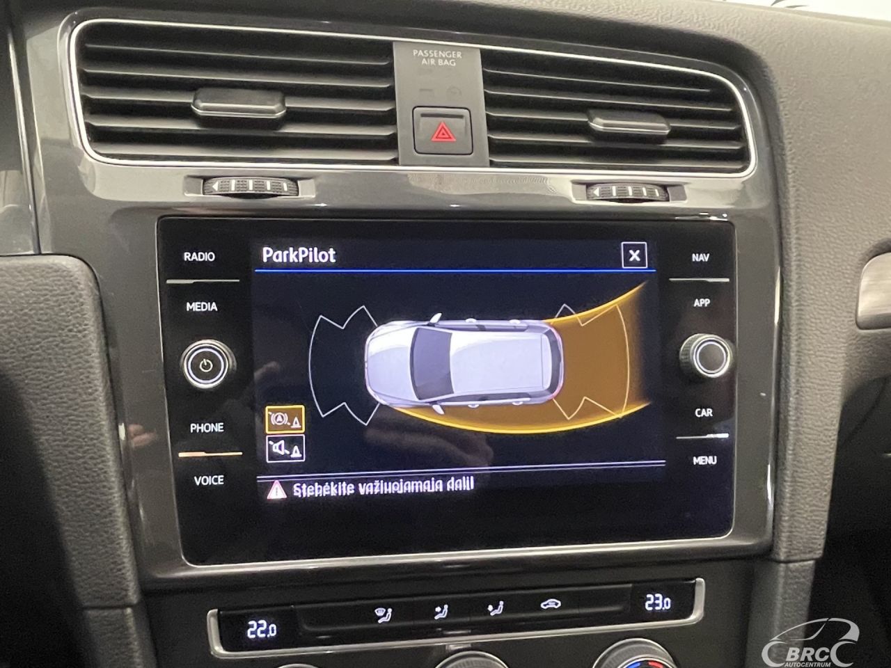 Volkswagen Golf | 30