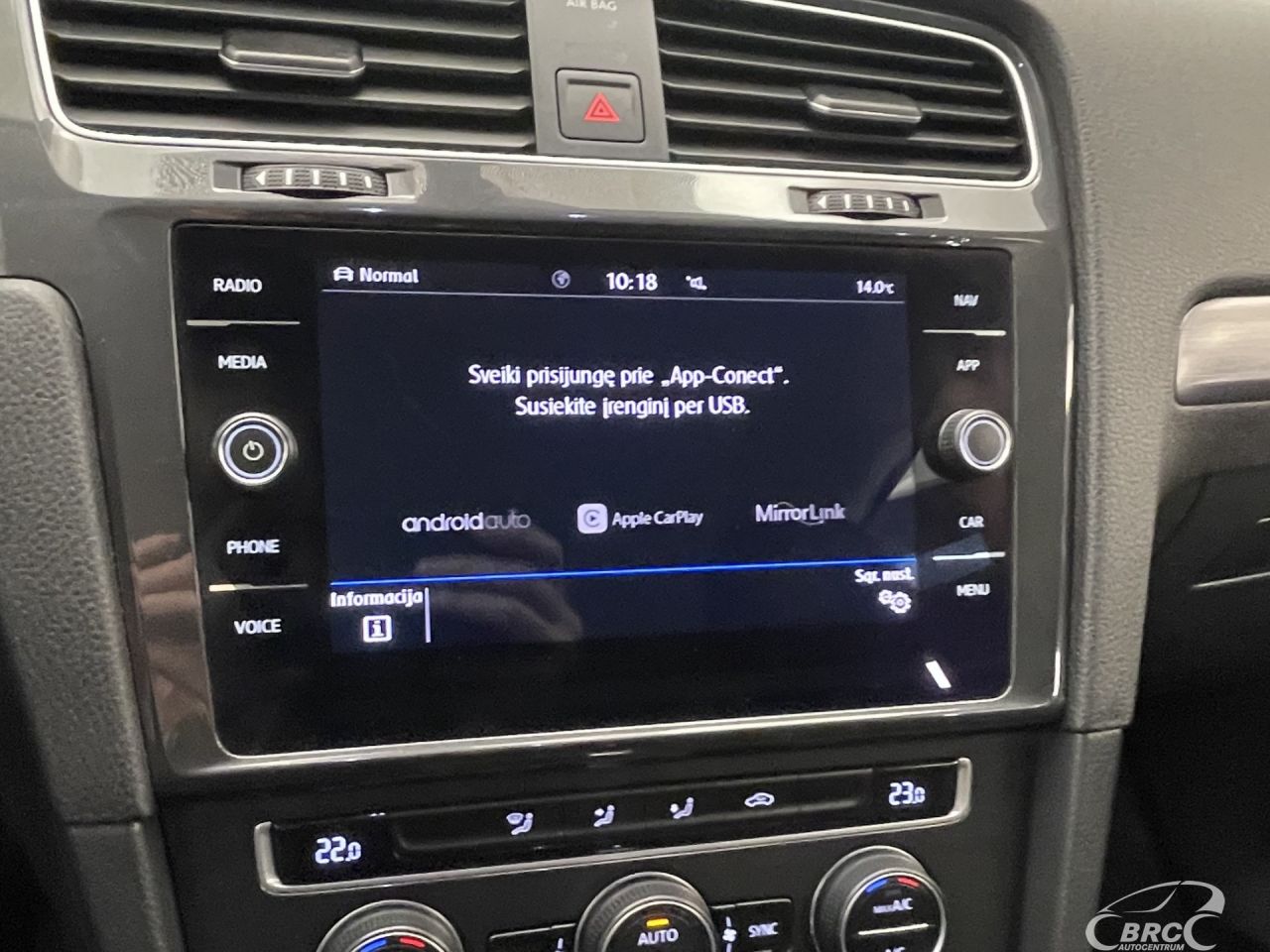 Volkswagen Golf | 34