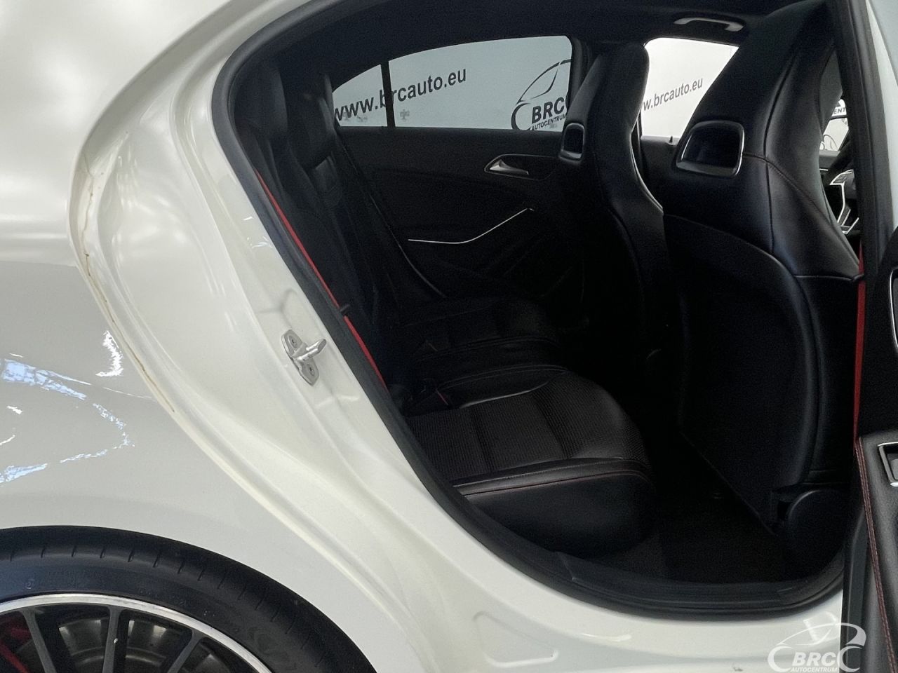 Mercedes-Benz A45 AMG | 9