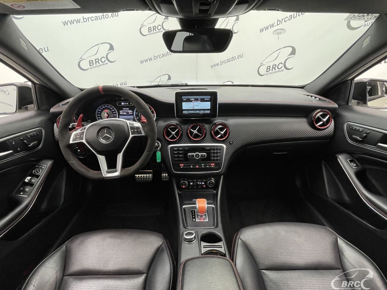 Mercedes-Benz A45 AMG | 2