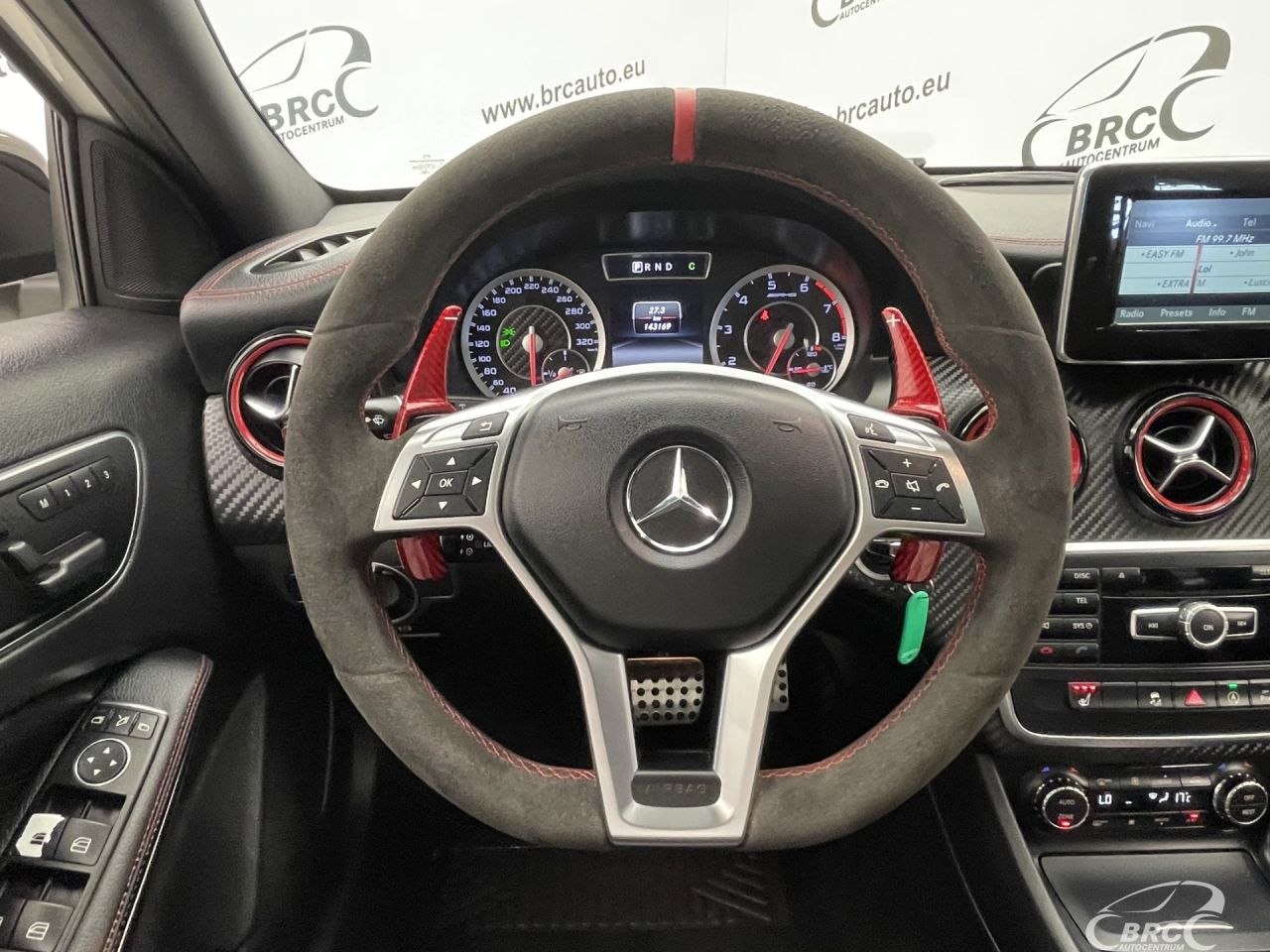 Mercedes-Benz A45 AMG | 32