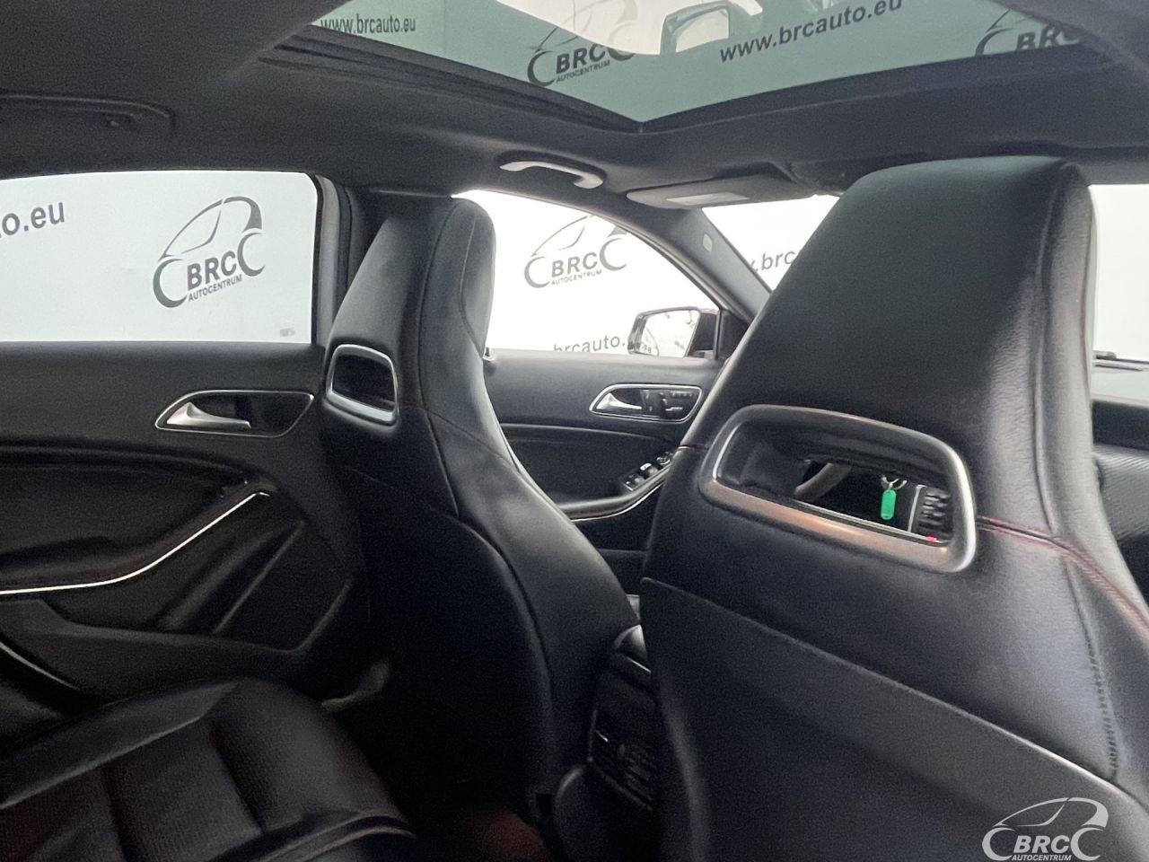 Mercedes-Benz A45 AMG | 13