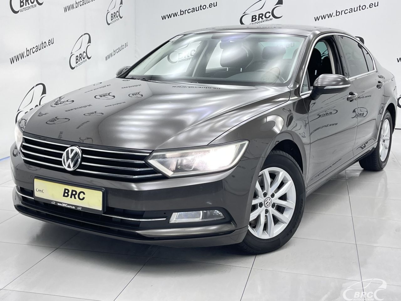 Volkswagen Passat | 53