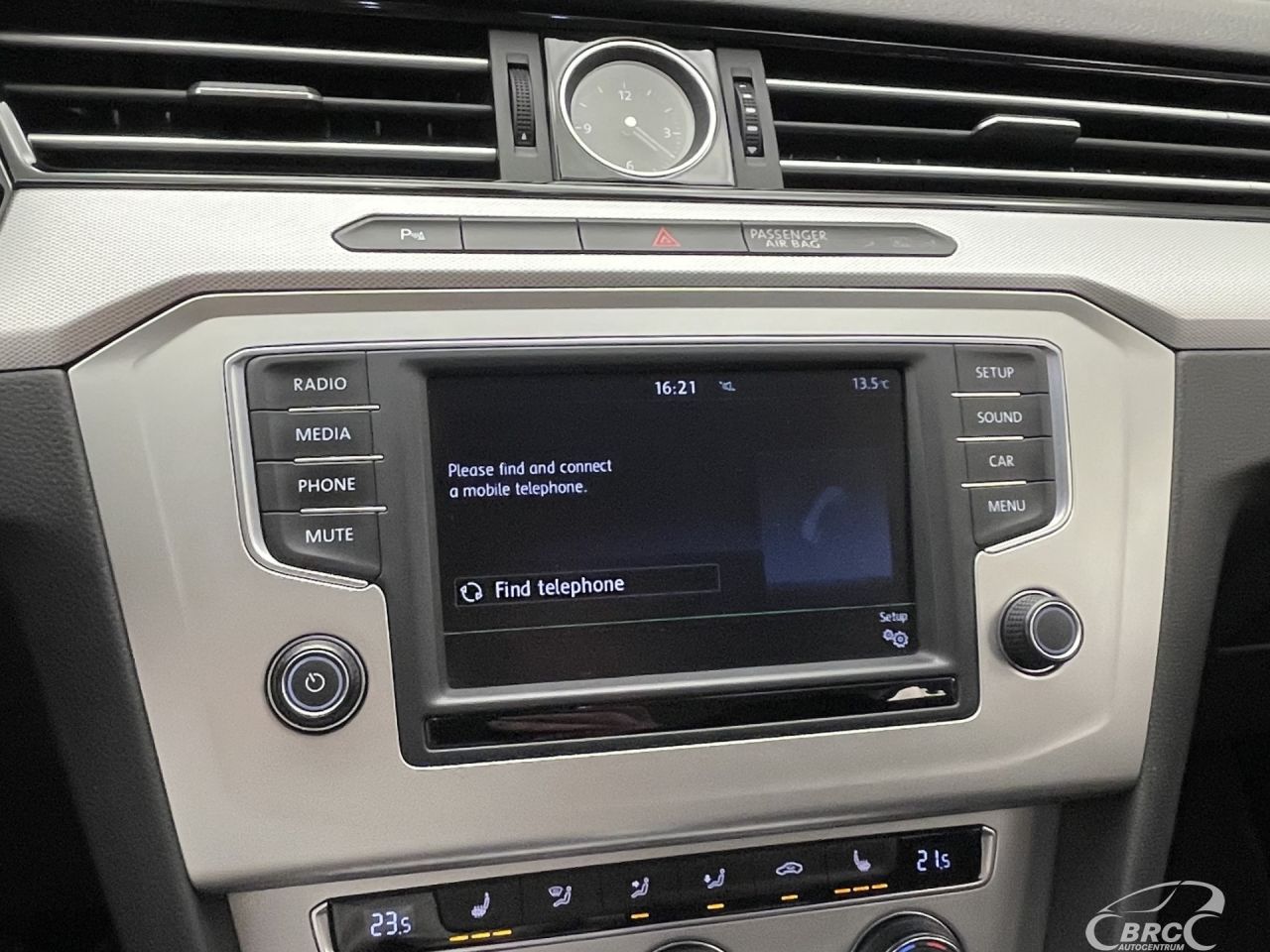 Volkswagen Passat | 34