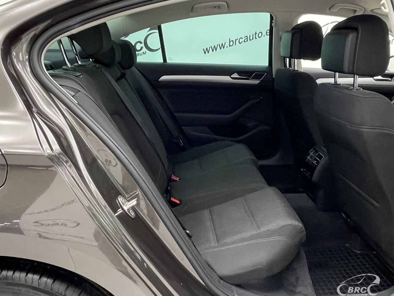 Volkswagen Passat | 8