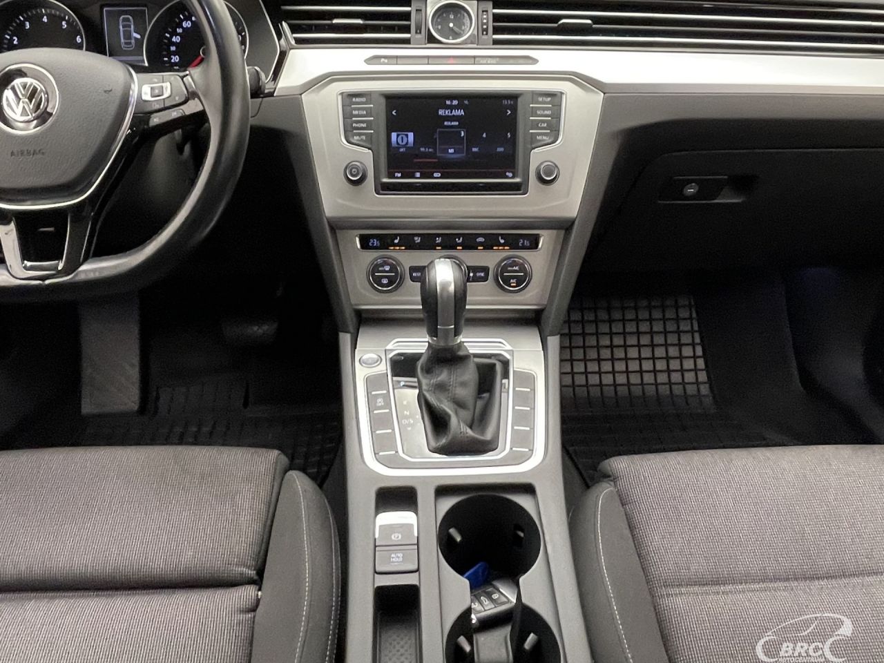 Volkswagen Passat | 14