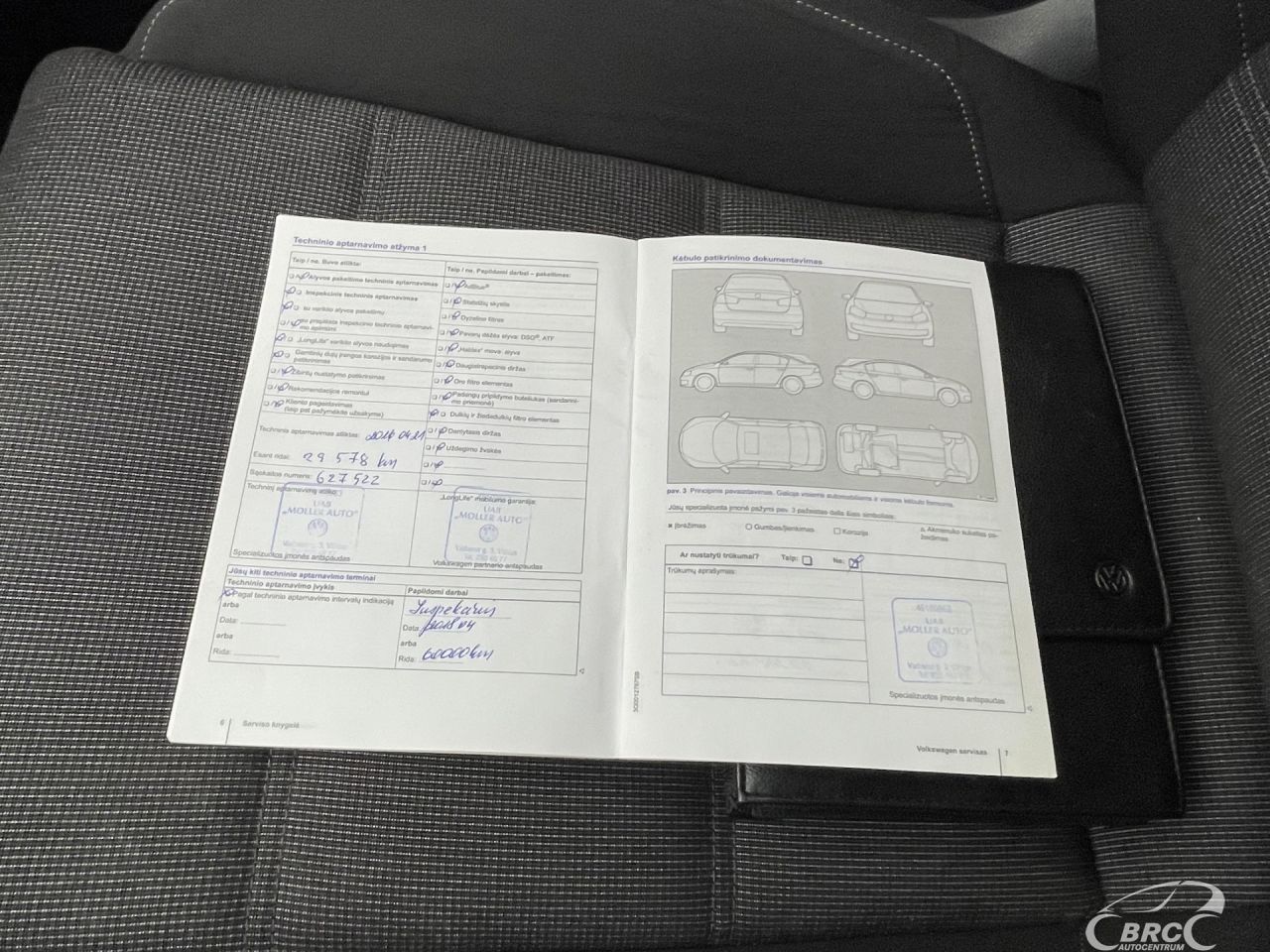 Volkswagen Passat | 40