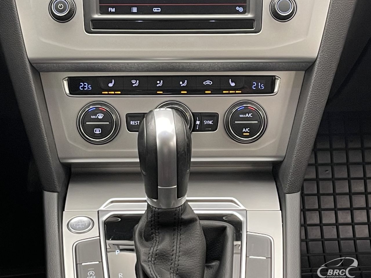 Volkswagen Passat | 17