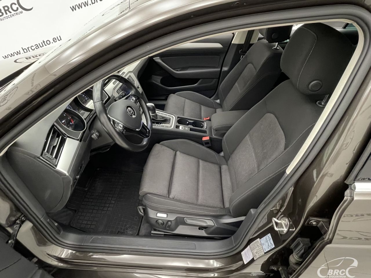 Volkswagen Passat | 21